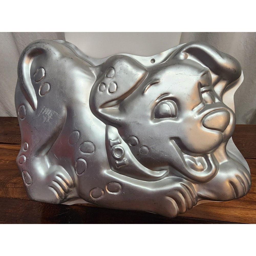 1996 Disney Wilton 101 Dalmatians Cake Pan - Picture 2 of 3